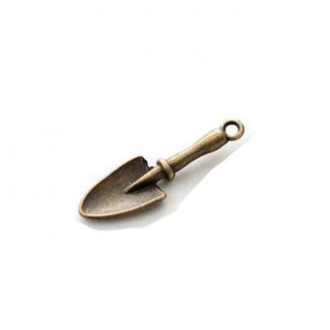 Zawieszka metalowa Charms ScrapBerry's Szpadel Brąz, 27mm